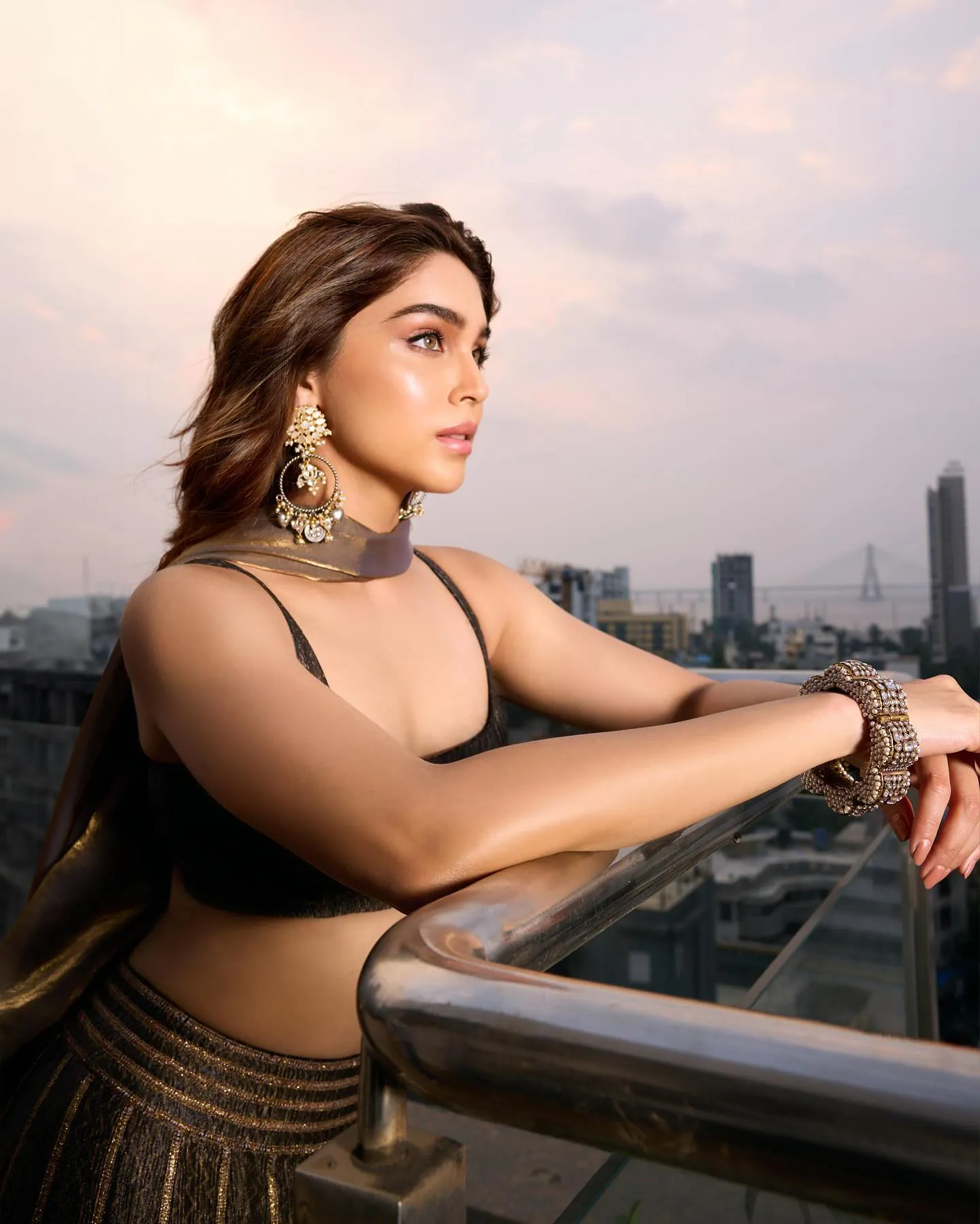 Sharvari - sharvari-sexy-21.webp